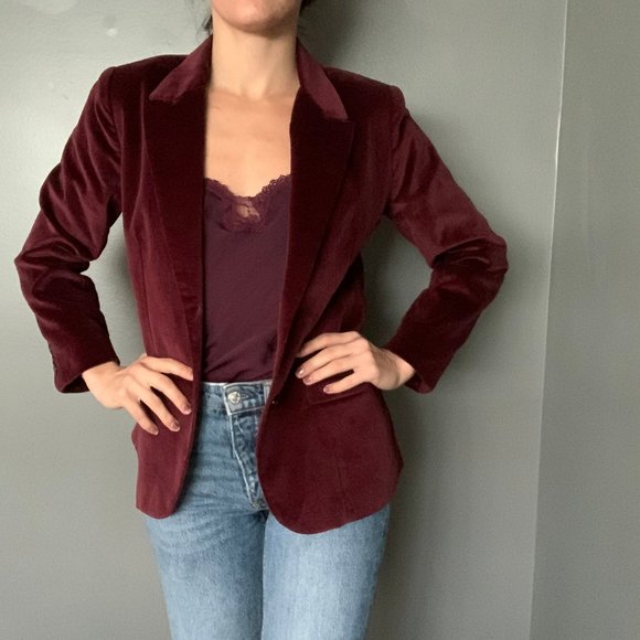 Vintage Suede Burgundy Blazer & Skirt Set! - Picture 9 of 9